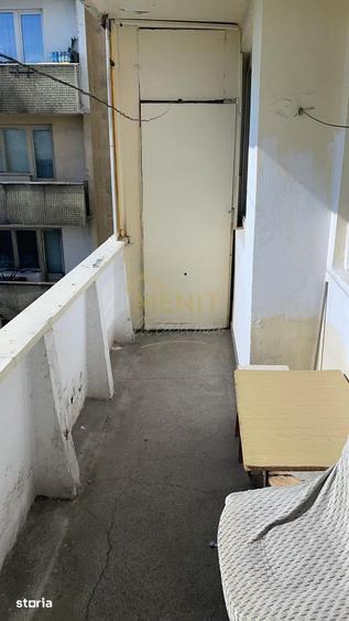 Apartament cu 2 camere decomandat în Sud