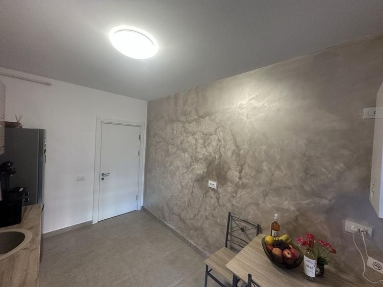 Apartament cu 2 camere decomandat în Cristian