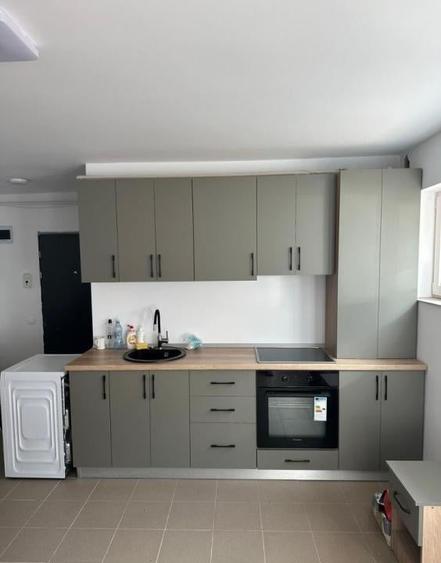 Apartament cu 2 camere semidecomandat, mobilat în Florești — fotografia 1