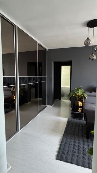 Apartament cu 2 camere semidecomandat în Dacia