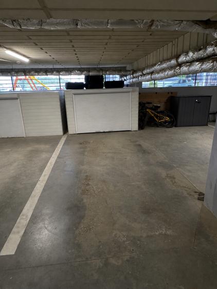 Apartament cu 3 camere semidecomandat, mobilat în Triaj