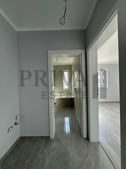 Apartament cu 2 camere semidecomandat în Giroc