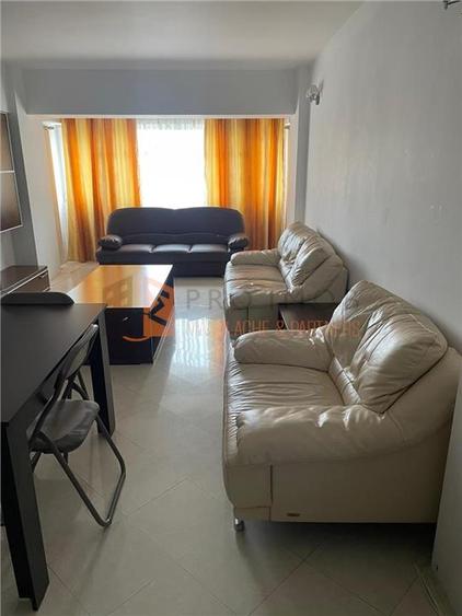 Apartament cu 3 camere decomandat, mobilat în 1 Decembrie
