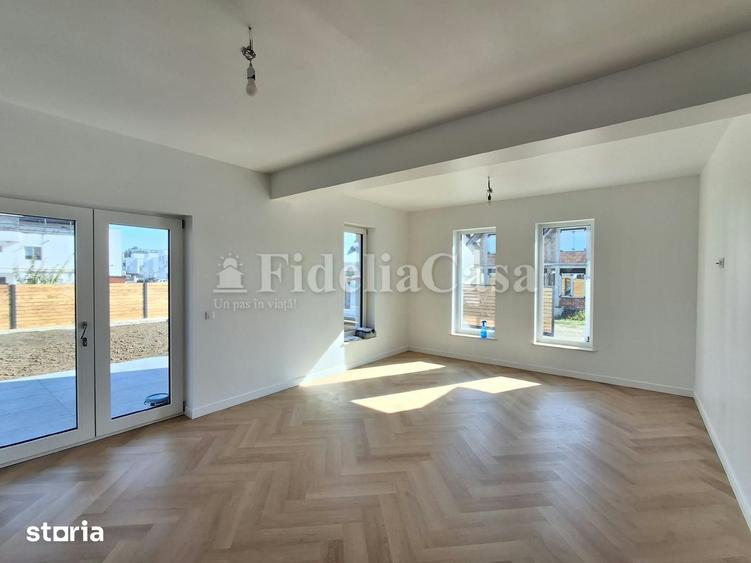 Casă cu 4 camere cu Teren 528 Mp în Rediu
