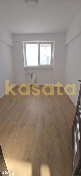 Apartament cu 3 camere decomandat în Tei