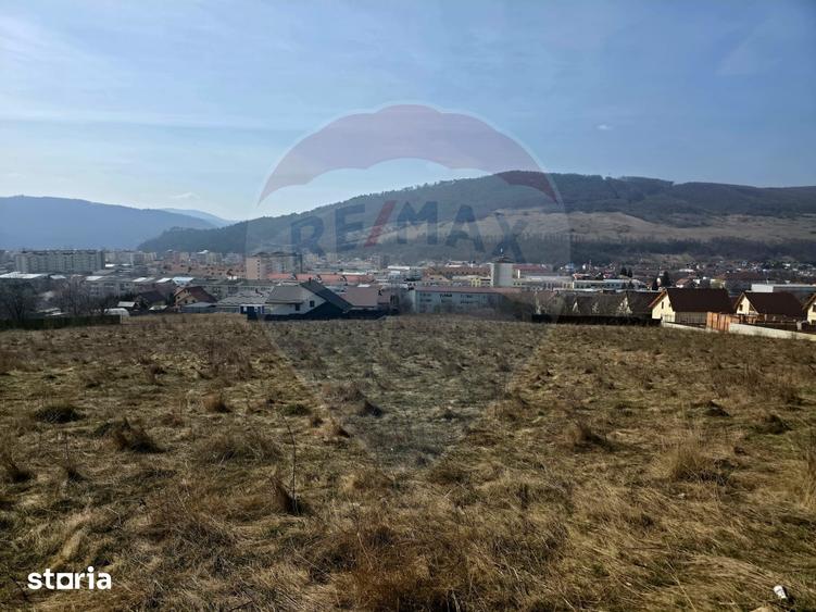 Teren de 2606 mp, în Central