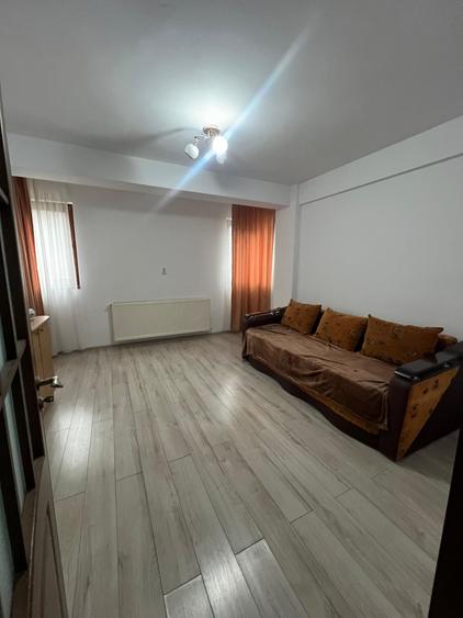 Apartament cu 2 camere decomandat, mobilat în Păcurari