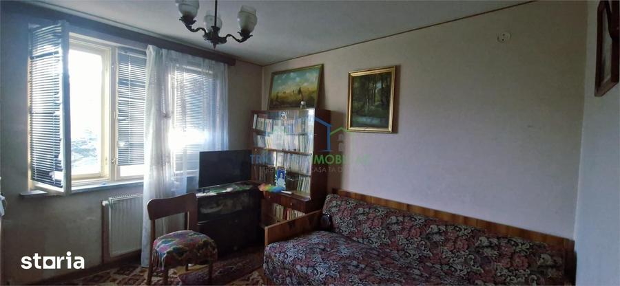 Apartament cu 3 camere decomandat în Gării