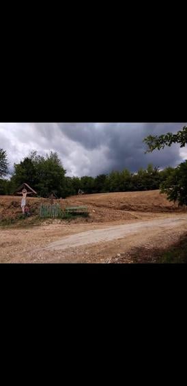Teren de 2250 mp, în Căciulata