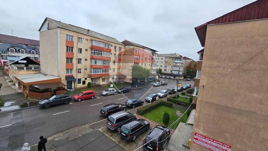 Apartament cu 2 camere de vânzare în zona Central Tg Neamt - 16