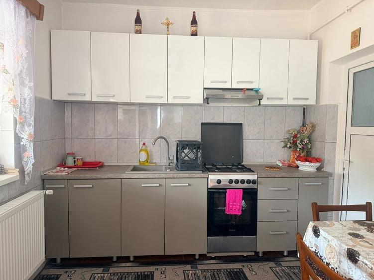 Casă cu 3 camere în Deaj