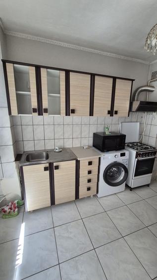 Apartament cu 2 camere de închiriat, etaj intermediar, zona Cetate - 3