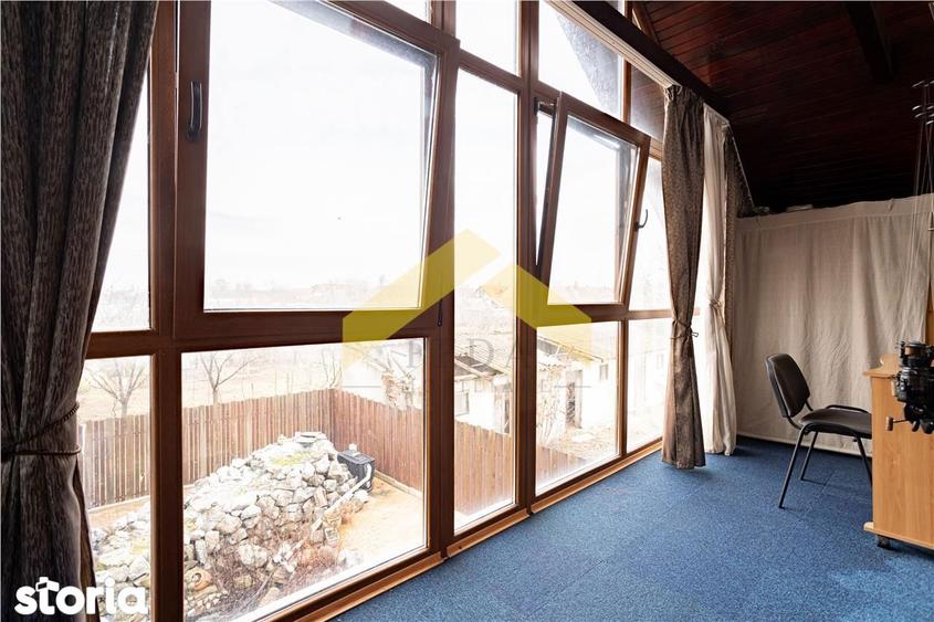 Casă cu 3 camere decomandat cu Teren 490 Mp în Zimandu Nou