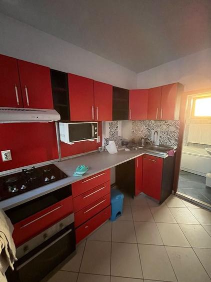 Casă cu 4 camere cu Teren 362 Mp în Șerbănești