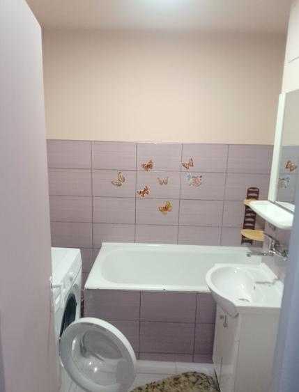 Apartament cu 2 camere decomandat în Craiter