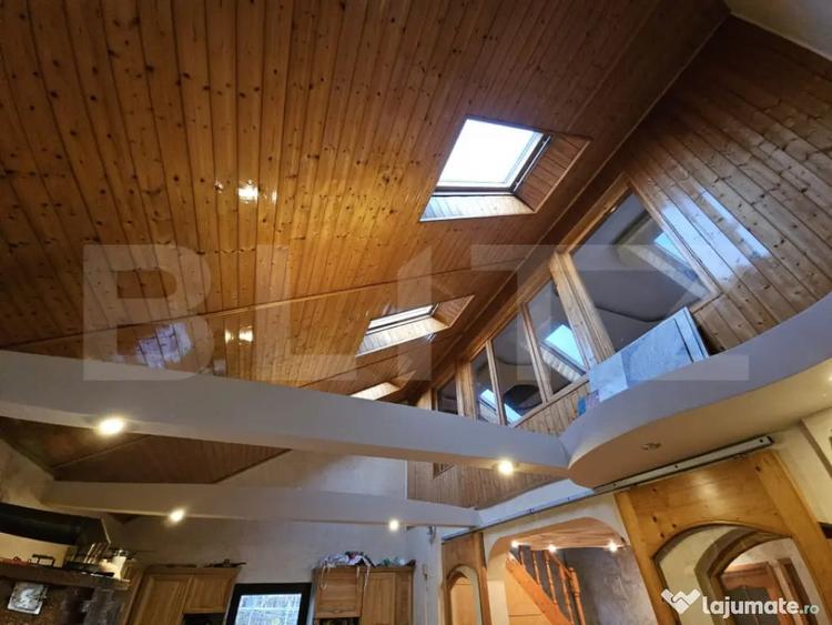 Casă cu 5 camere cu Teren 535 Mp în Valea Adâncă