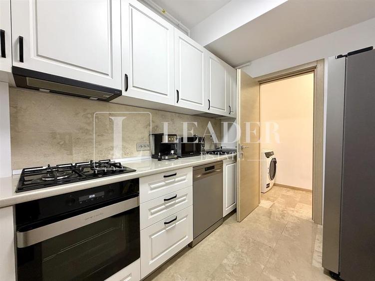 Apartament cu 3 camere decomandat, mobilat în Universitate