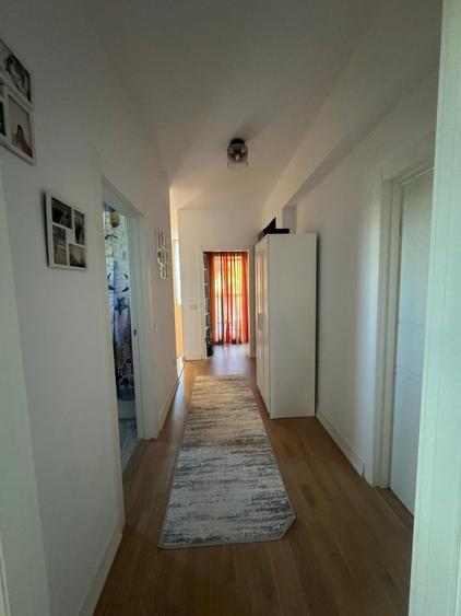 Casă individuală cu 4 camere cu Teren 300 Mp în Pipera