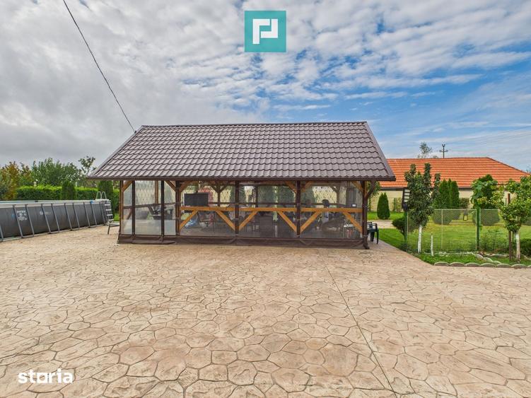 Casă cu 4 camere cu Teren 2880 Mp în Vinga