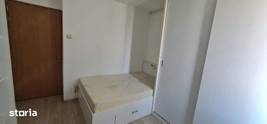 Apartament cu 3 camere semidecomandat în Sălăjan