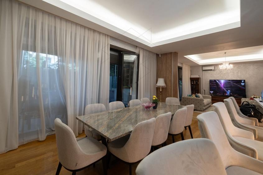 Apartament cu 5 camere decomandat, mobilat în Herăstrău