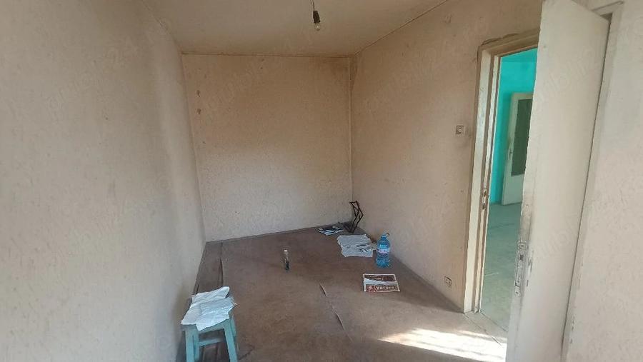 Apartament cu 2 camere nedecomandat în Central