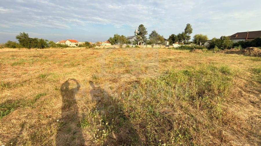Teren de 550 mp, în Popoveni