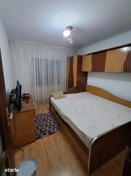 Apartament cu 4 camere în Micro 21