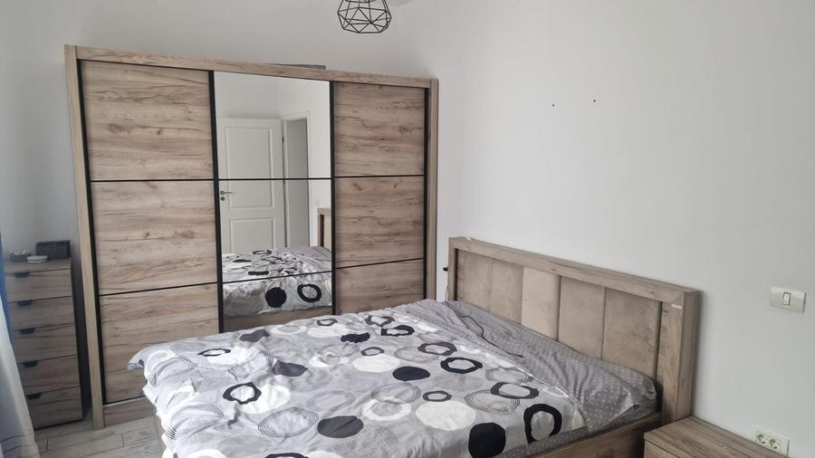 Apartament cu 2 camere semidecomandat în Dumbrăvița