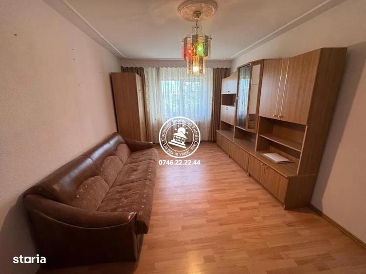 Apartament cu 2 camere decomandat în Nicolina