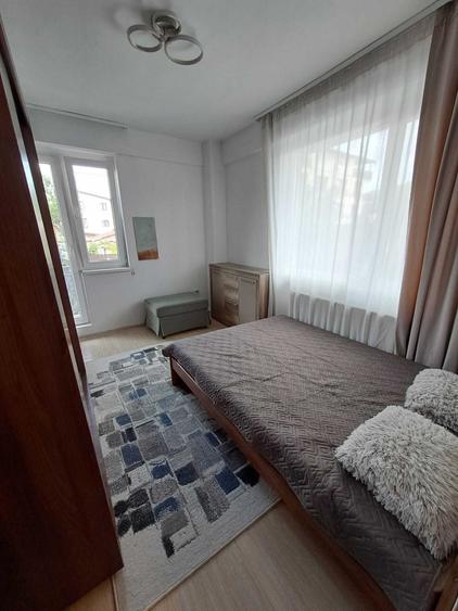 Apartament cu 2 camere decomandat, mobilat în Bd. Laminorului