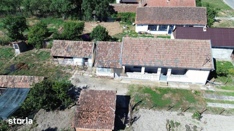 Casă cu 3 camere cu Teren 4192 Mp în Gepiu