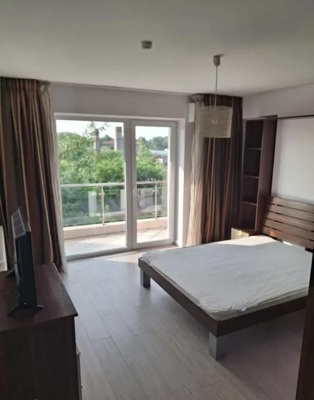 Apartament cu 3 camere în Bucureștii Noi