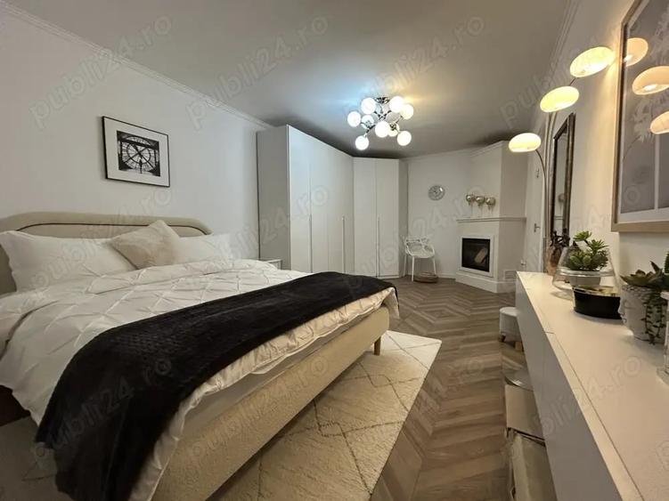 Apartament cu 3 camere decomandat în Hârșova