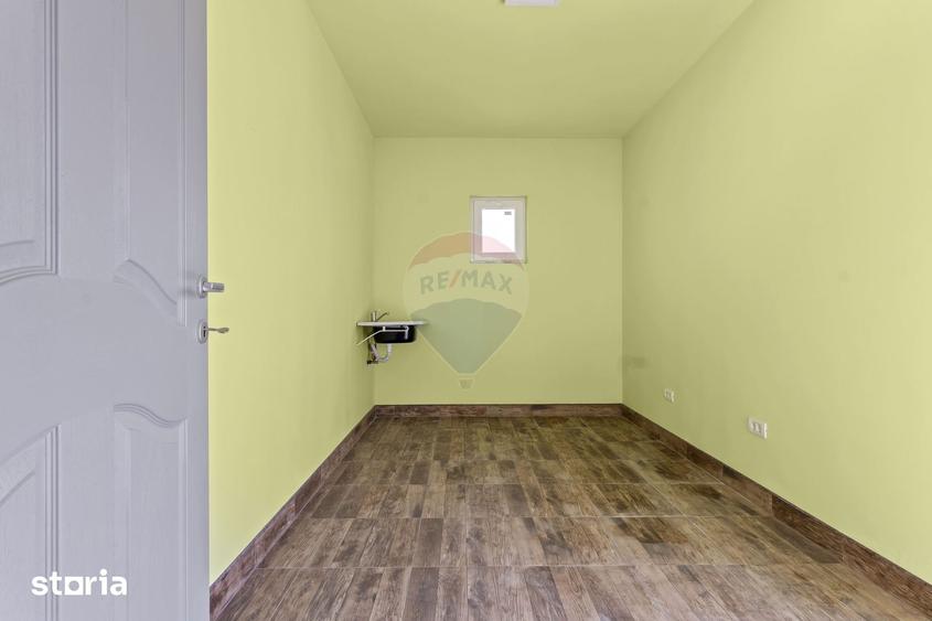 Casă cu 7 camere cu Teren 1363 Mp în Sânnicolau Mic
