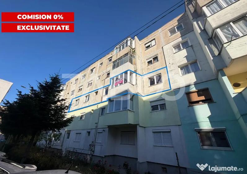 Apartament cu 4 camere semidecomandat în Central