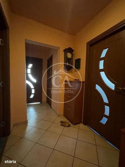 Apartament cu 3 camere decomandat în Dacia