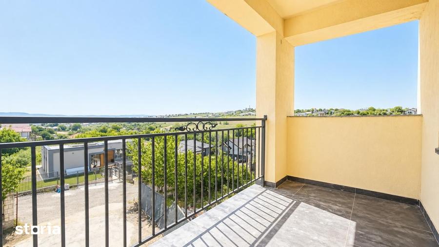 Apartament cu 3 camere decomandat în Mircea cel Bătrân