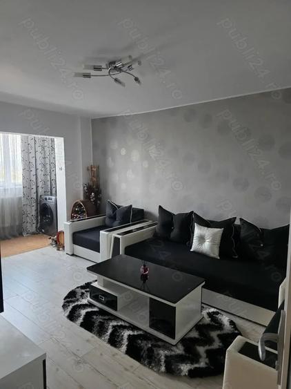 Apartament cu 3 camere decomandat în Nord