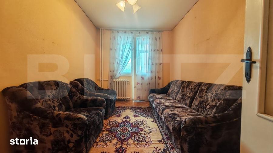 Apartament cu 3 camere decomandat în Decebal