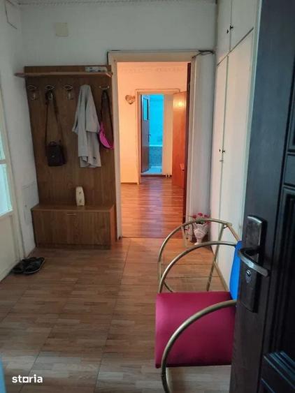 Apartament cu 3 camere semidecomandat în Tudor Vladimirescu