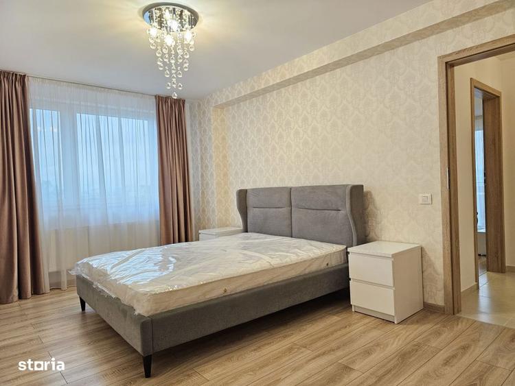Apartament cu 3 camere, mobilat în Tractorul