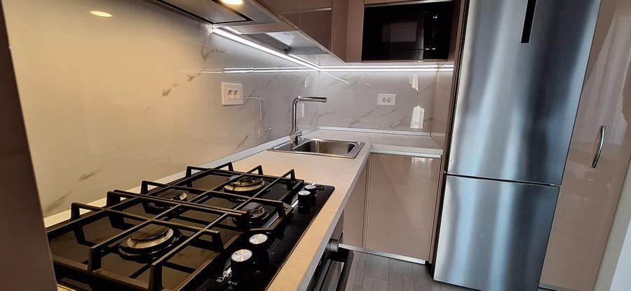 Apartament cu 2 camere decomandat, mobilat în Aradului