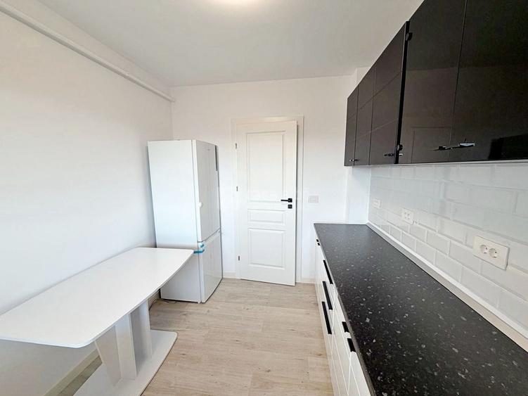 Apartament cu 2 camere decomandat, mobilat în Galata