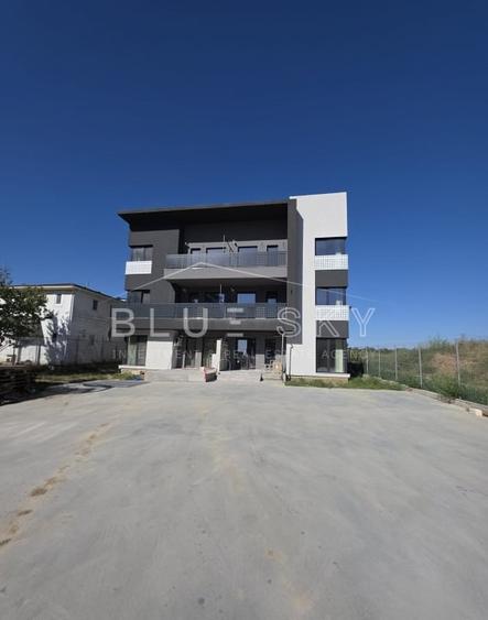 Apartament cu 2 camere decomandat în Mamaia-Sat