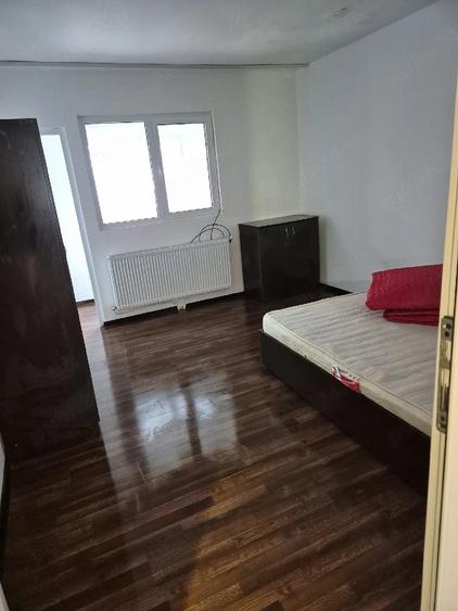 Apartament cu 2 camere decomandat în Vânători