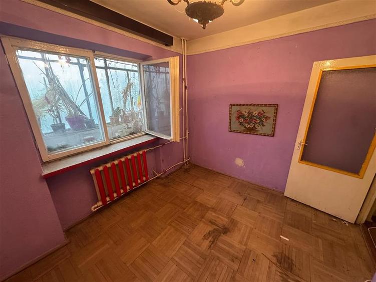 Apartament cu 3 camere decomandat în Ultracentral
