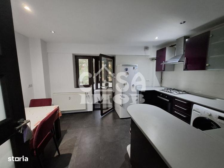 Apartament cu 3 camere decomandat în Central