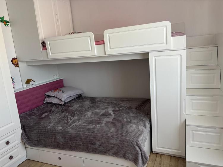 Casă cu 3 camere în Uiasca