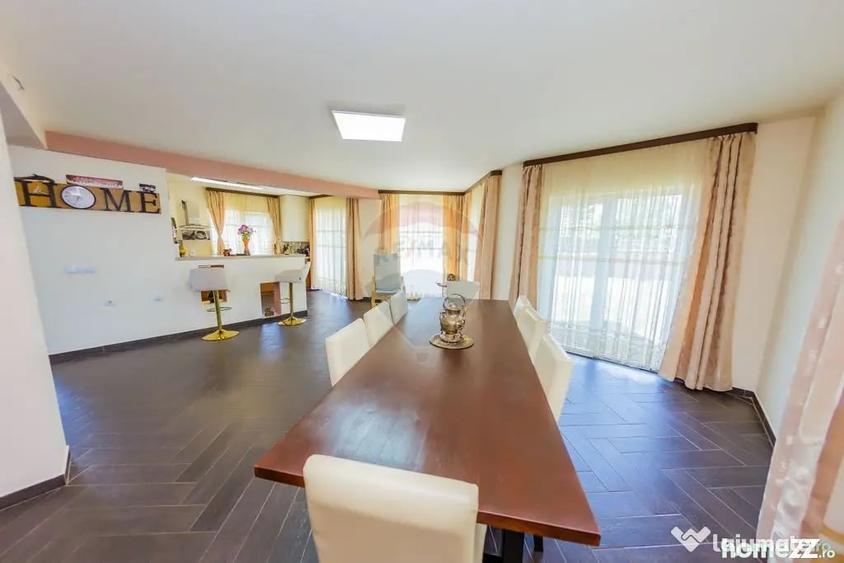 Casă cu 4 camere cu Teren 547 Mp în Tăuții de Sus